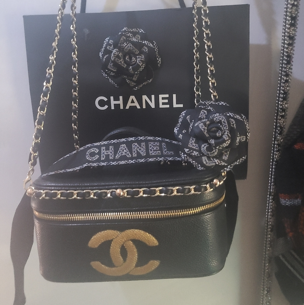 Chanel vintage handbag very good condition - Picture 1 of 9